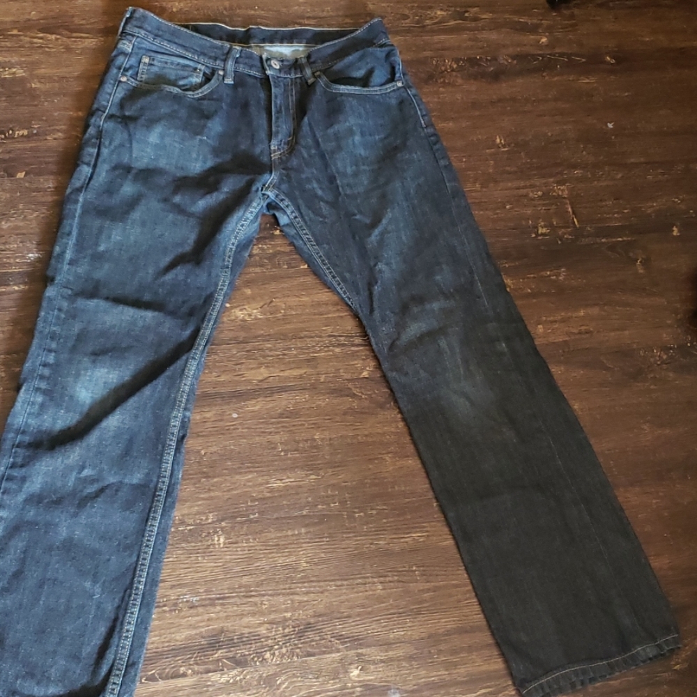 Levi jean gently worn